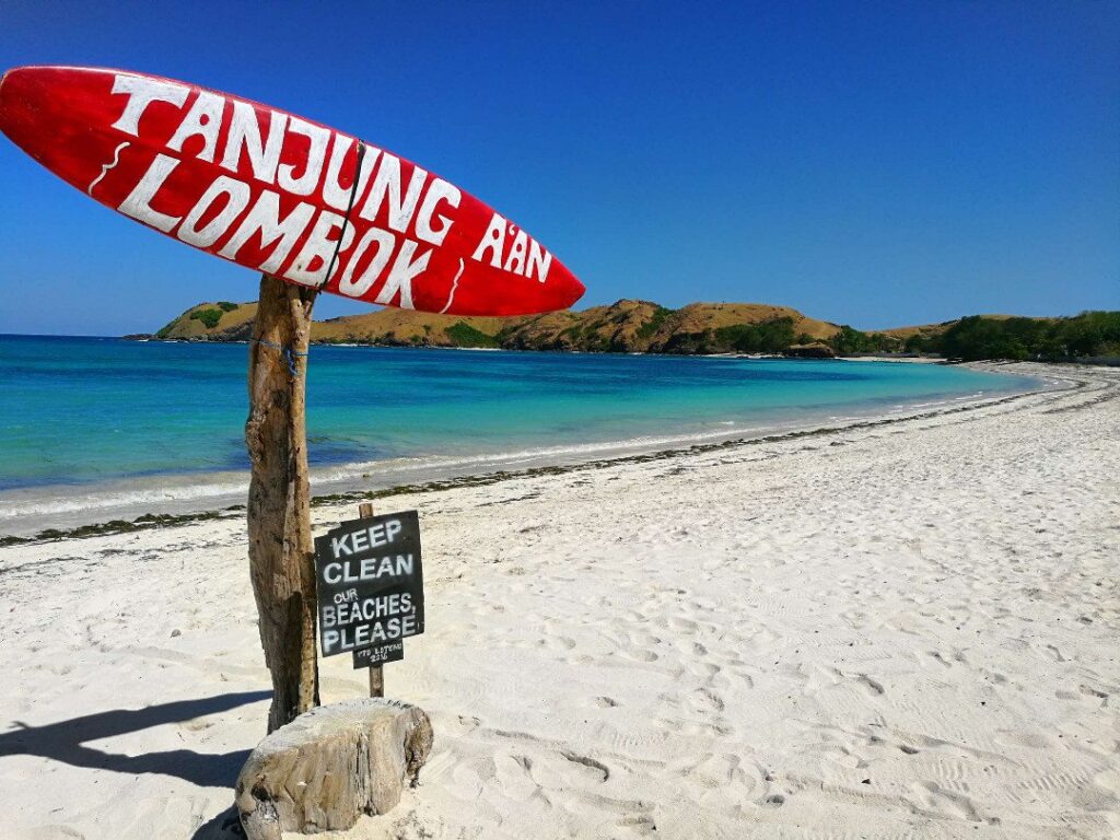 Tanjung Aan Beach: A Must-Visit Classic Near Kuta Lombok